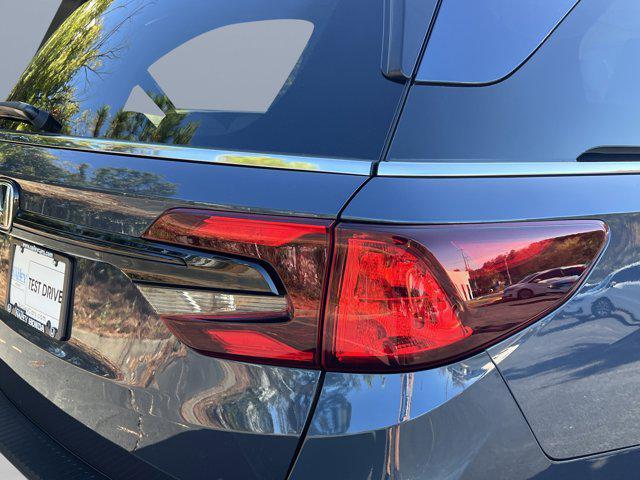 new 2026 Honda Odyssey car, priced at $41,637