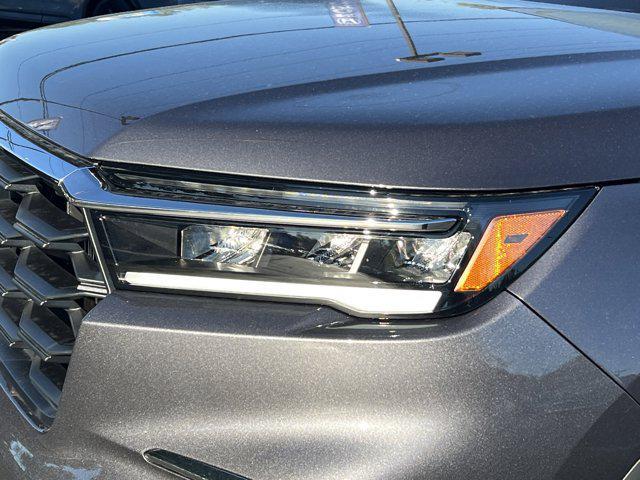 new 2025 Honda Pilot car, priced at $42,298