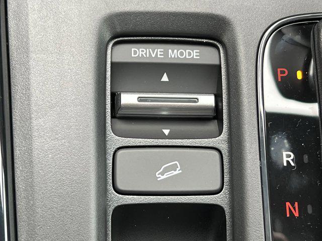 new 2026 Honda CR-V Hybrid car, priced at $40,195