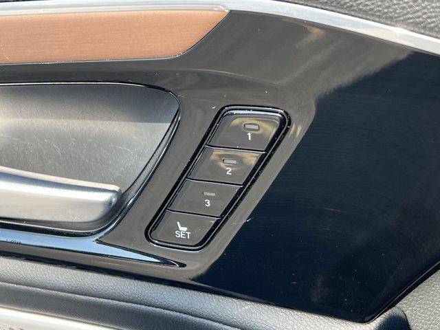 used 2022 Acura MDX car, priced at $28,750