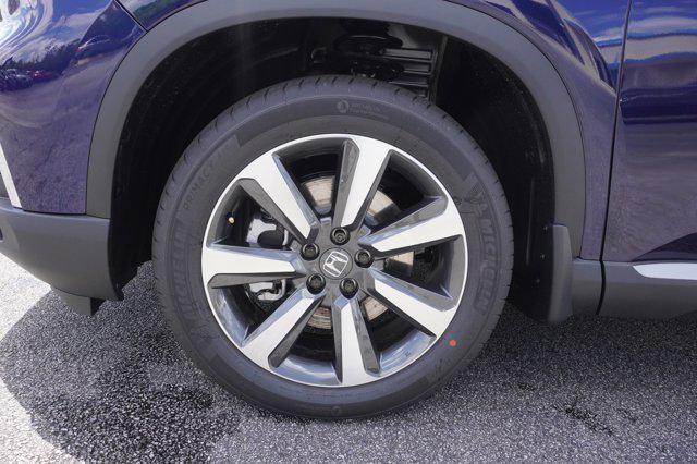new 2025 Honda Pilot car, priced at $50,670