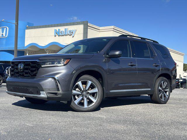 new 2025 Honda Pilot car, priced at $51,050