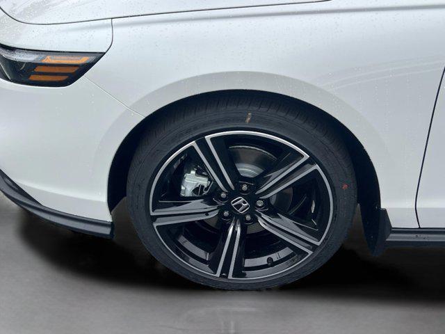 new 2025 Honda Accord Hybrid car, priced at $33,700