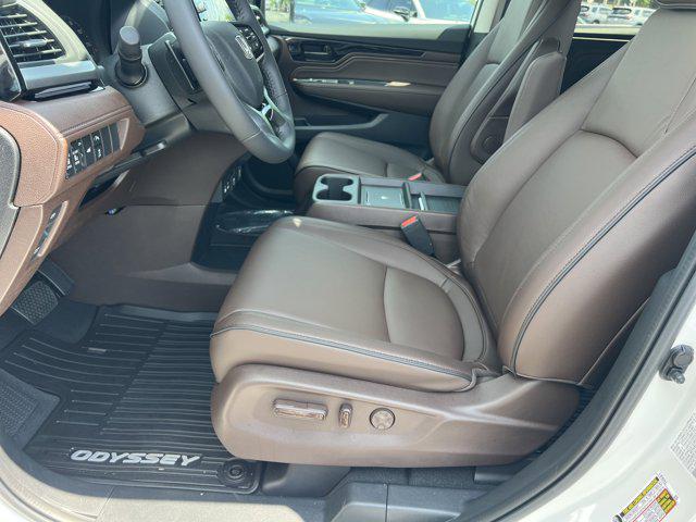 new 2025 Honda Odyssey car, priced at $45,175