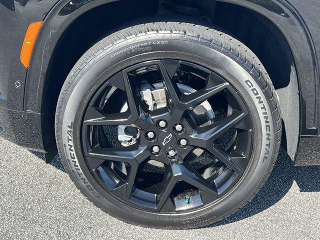 used 2025 Chevrolet Traverse car