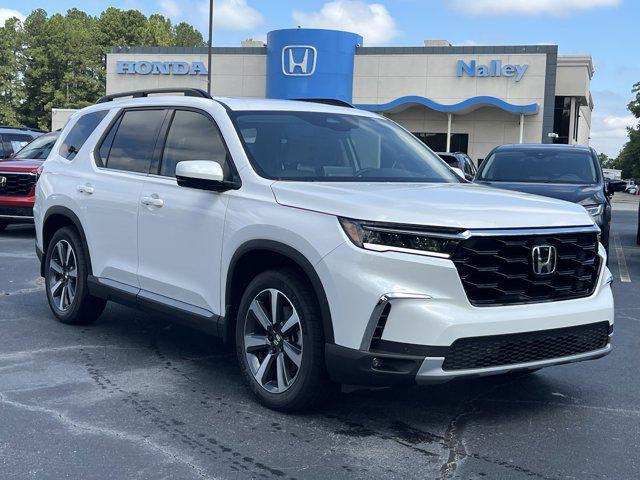 new 2025 Honda Pilot car, priced at $45,719