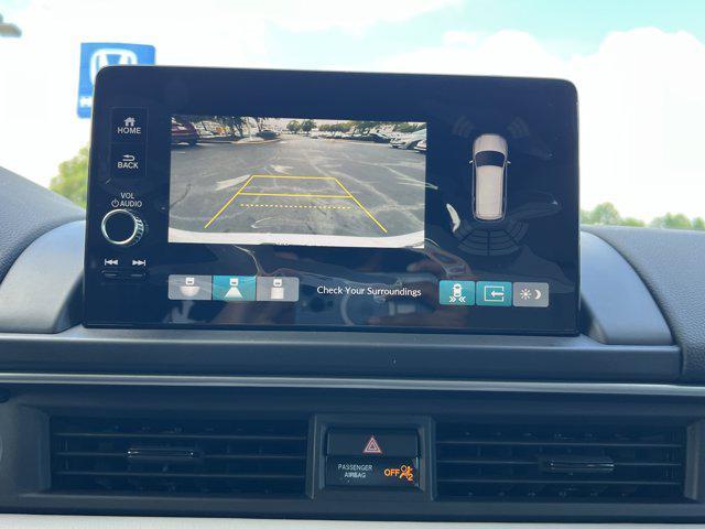 new 2025 Honda Pilot car, priced at $45,719