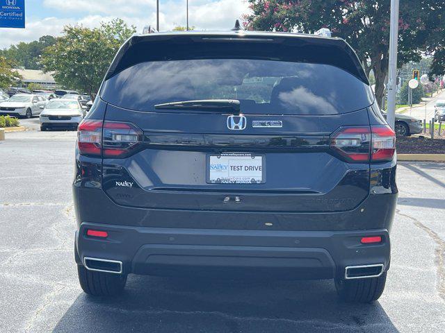 new 2025 Honda Pilot car, priced at $54,580