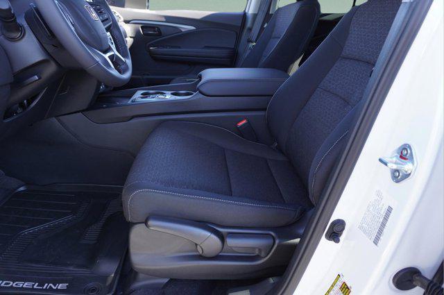 new 2025 Honda Ridgeline car, priced at $40,085