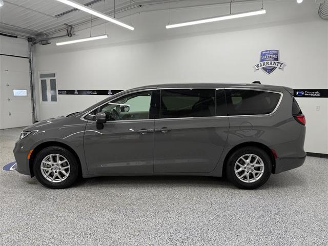 used 2023 Chrysler Pacifica car, priced at $28,995