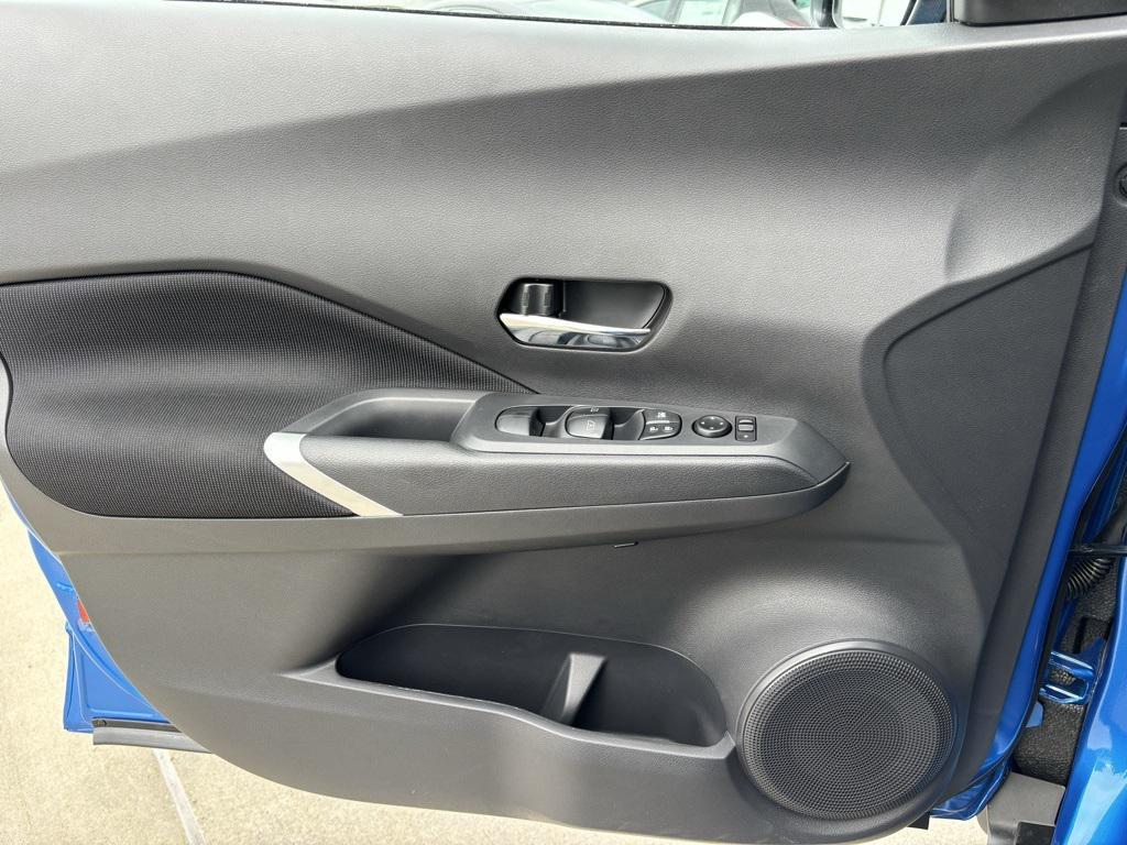 new 2024 Nissan Kicks car, priced at $26,286