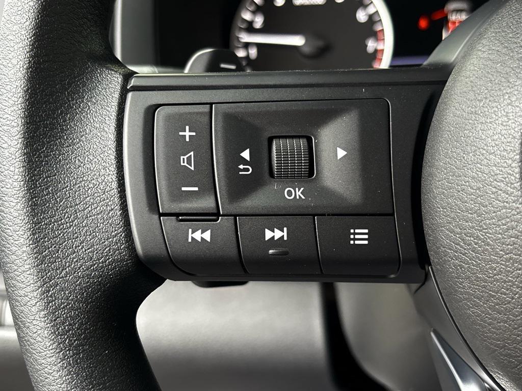 new 2025 Nissan Pathfinder car, priced at $40,530