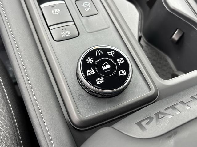 new 2025 Nissan Pathfinder car, priced at $40,030