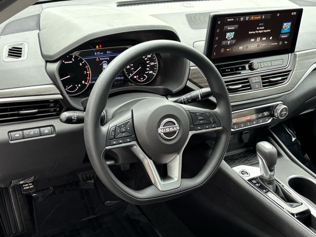 new 2025 Nissan Altima car, priced at $30,555