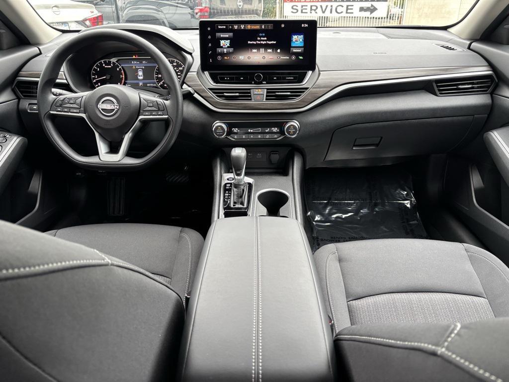 new 2025 Nissan Altima car, priced at $30,555