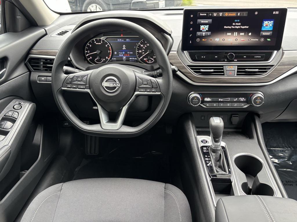 new 2025 Nissan Altima car, priced at $30,555