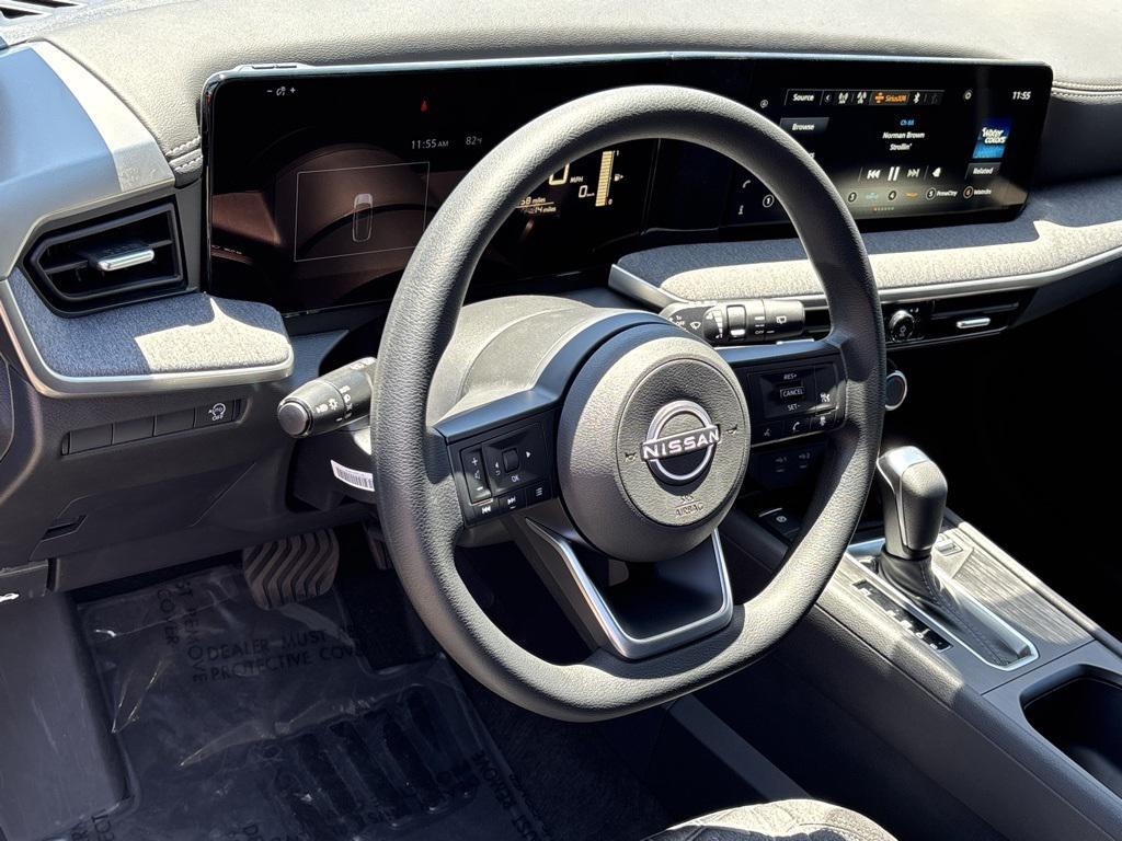 new 2025 Nissan Kicks car, priced at $25,595