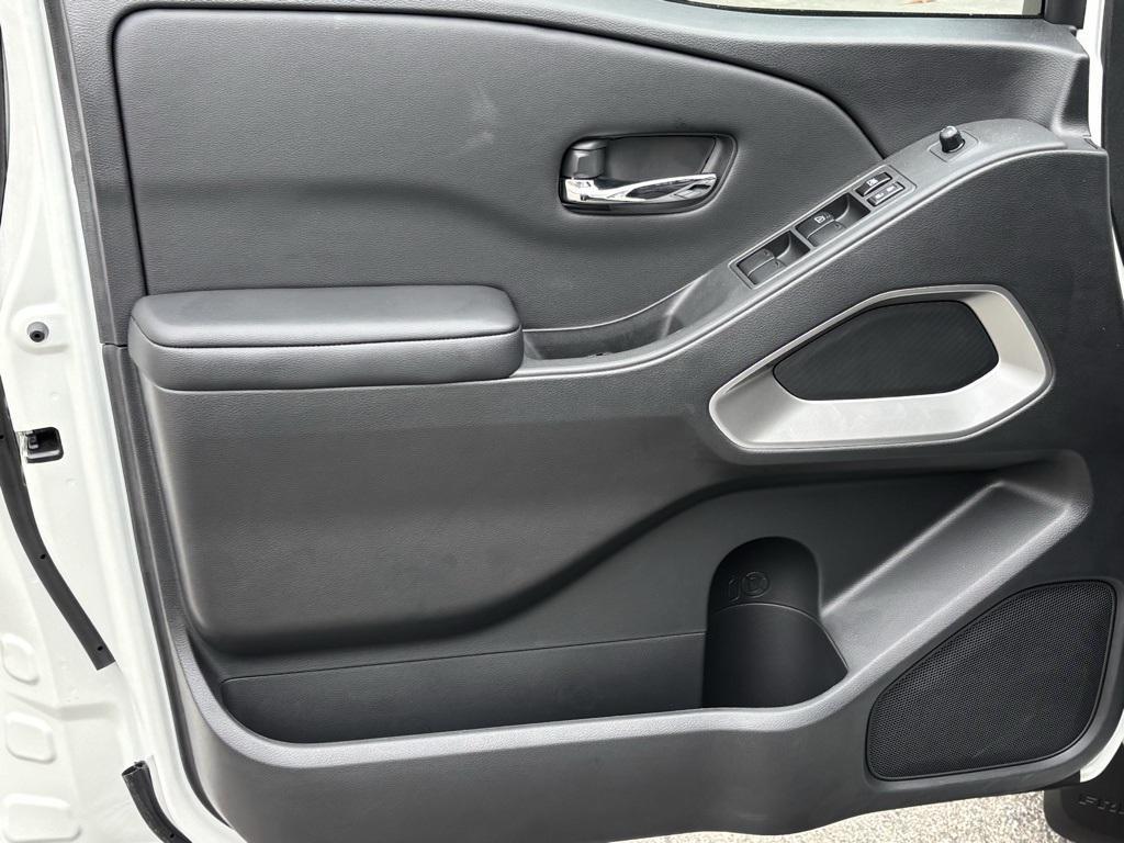 new 2025 Nissan Frontier car, priced at $36,255