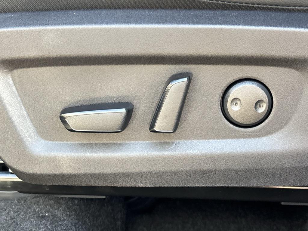 new 2025 Nissan Murano car, priced at $38,625