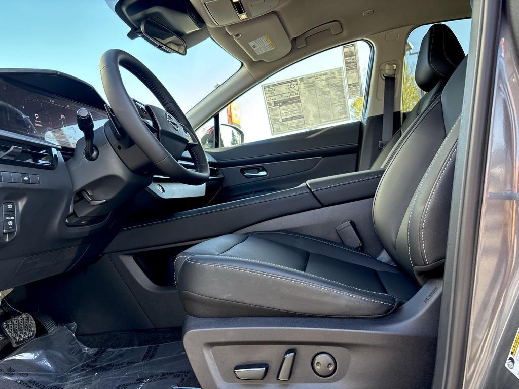 new 2025 Nissan Murano car, priced at $38,625