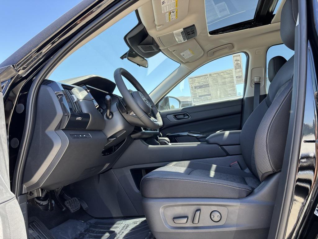 new 2025 Nissan Pathfinder car, priced at $44,145
