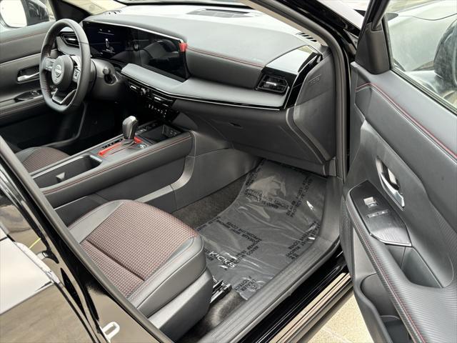 new 2025 Nissan Kicks car, priced at $27,950