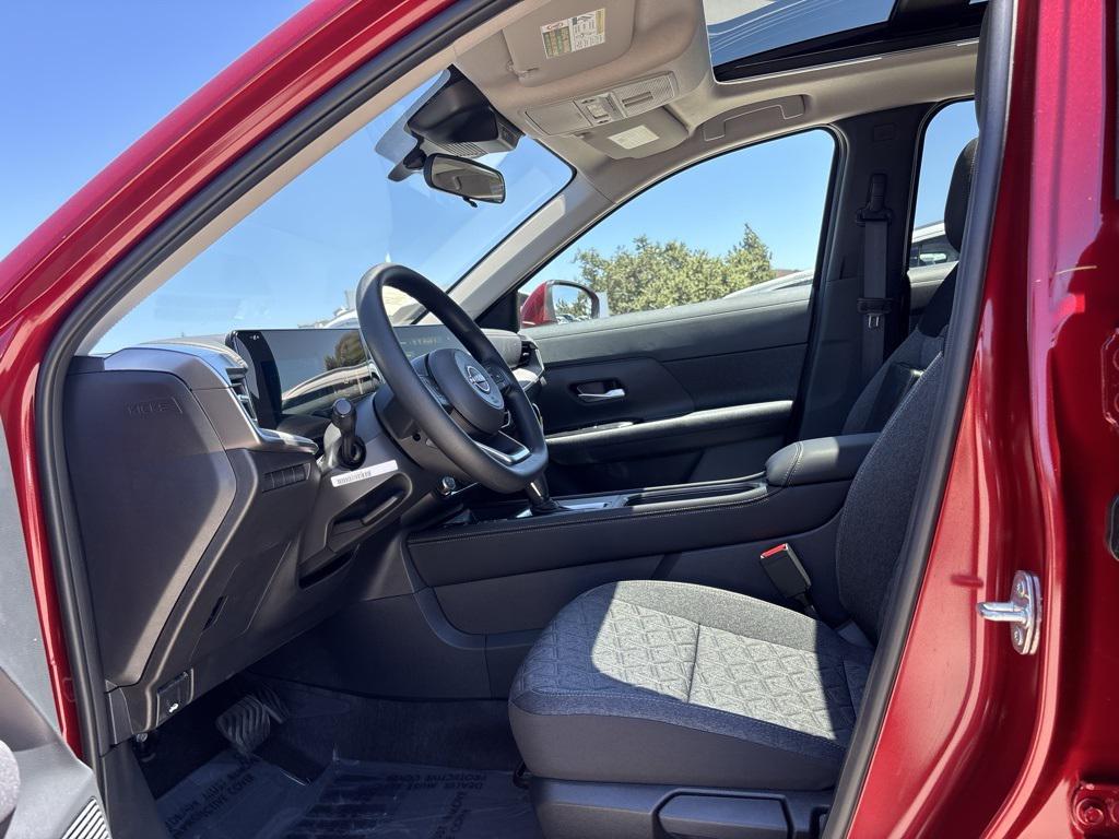 new 2025 Nissan Kicks car, priced at $29,130
