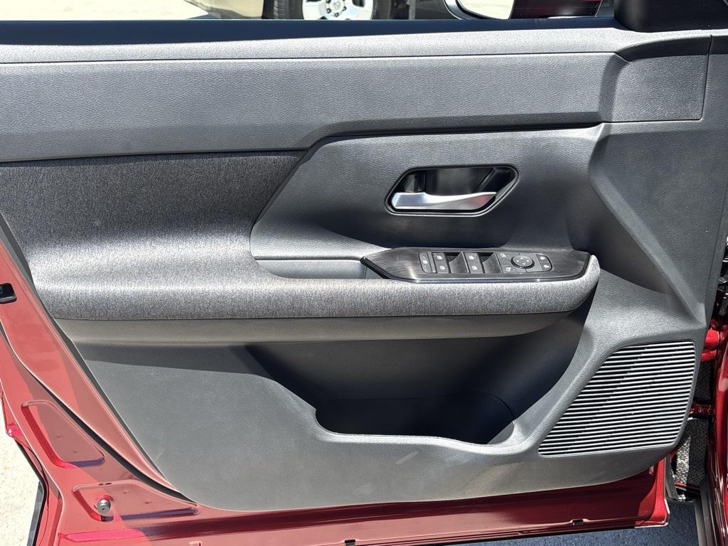 new 2025 Nissan Kicks car, priced at $29,130