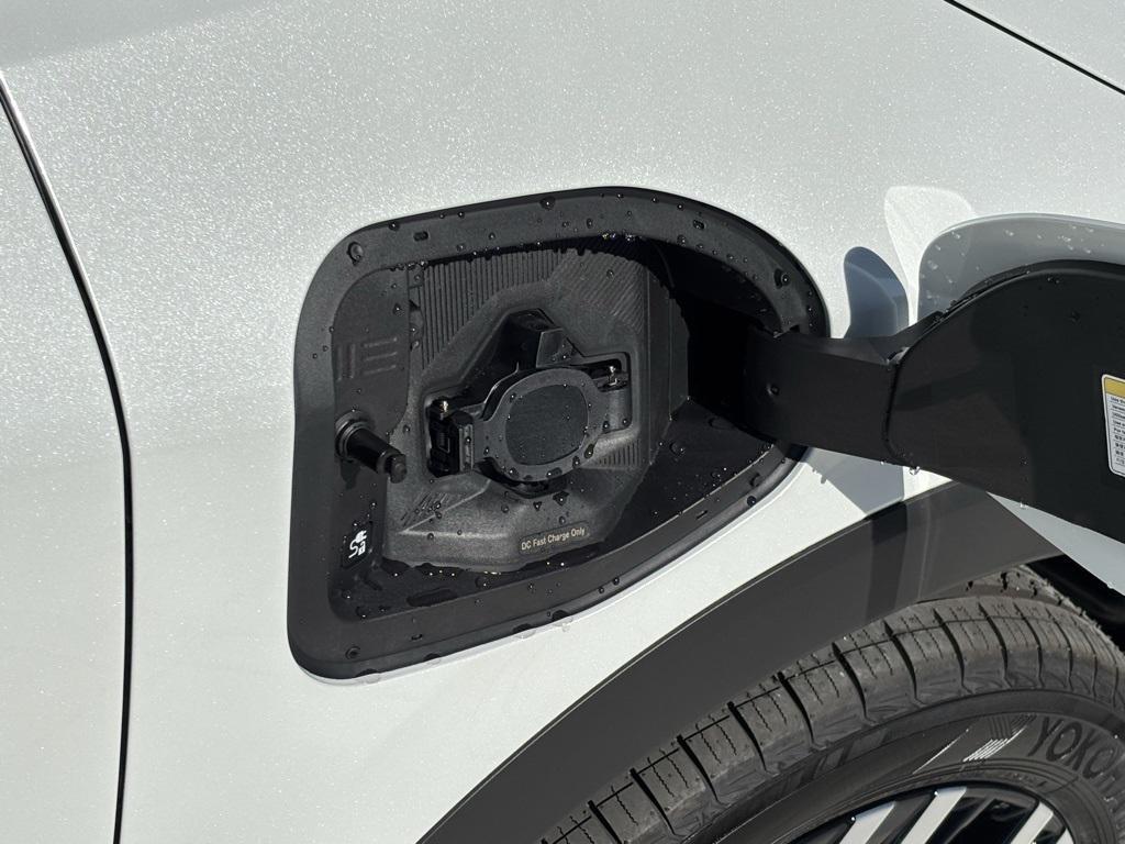 new 2026 Nissan Leaf car, priced at $37,300