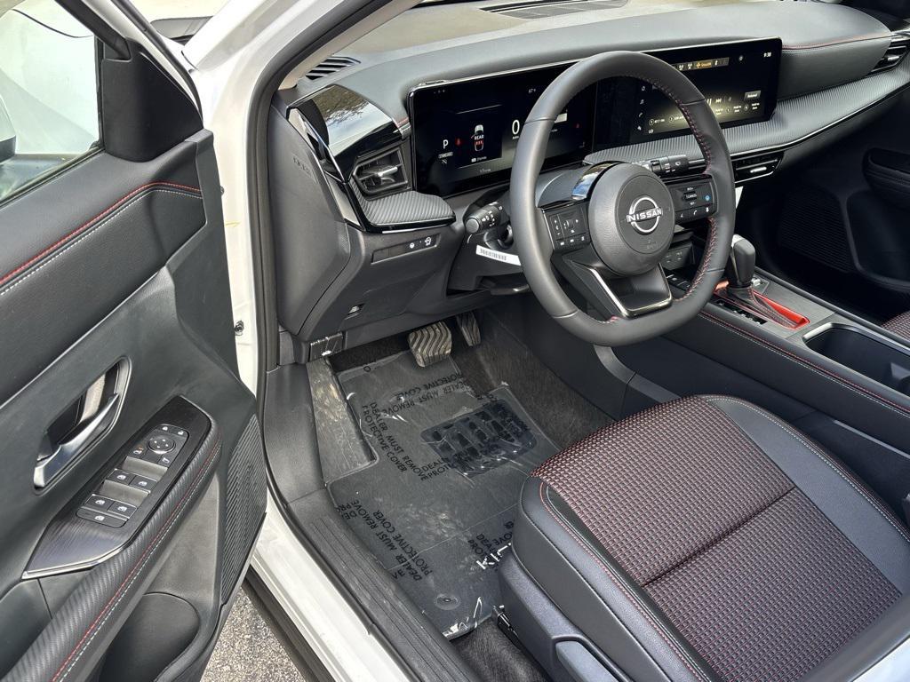 new 2025 Nissan Kicks car, priced at $27,725