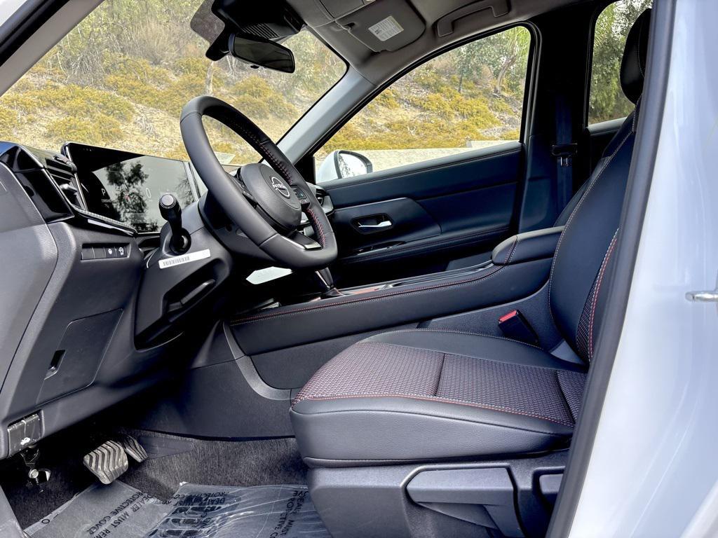 new 2025 Nissan Kicks car, priced at $27,725