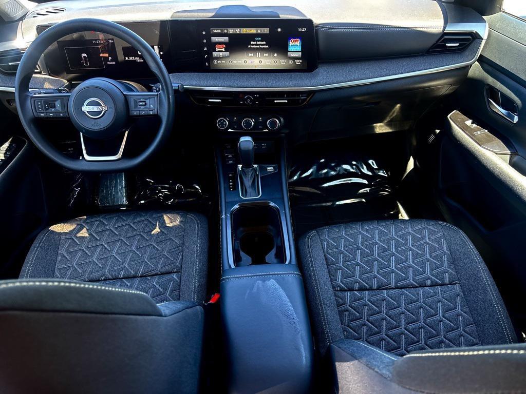 new 2025 Nissan Kicks car, priced at $27,100