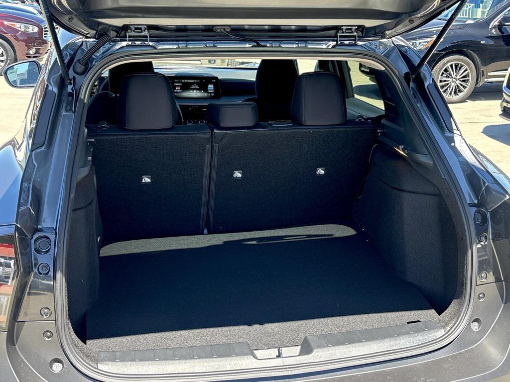 new 2025 Nissan Kicks car, priced at $27,100