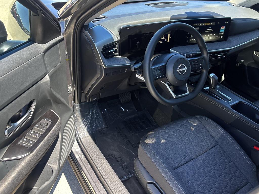 new 2025 Nissan Kicks car, priced at $27,100
