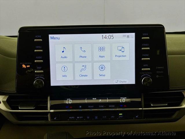 used 2024 Toyota Sienna car