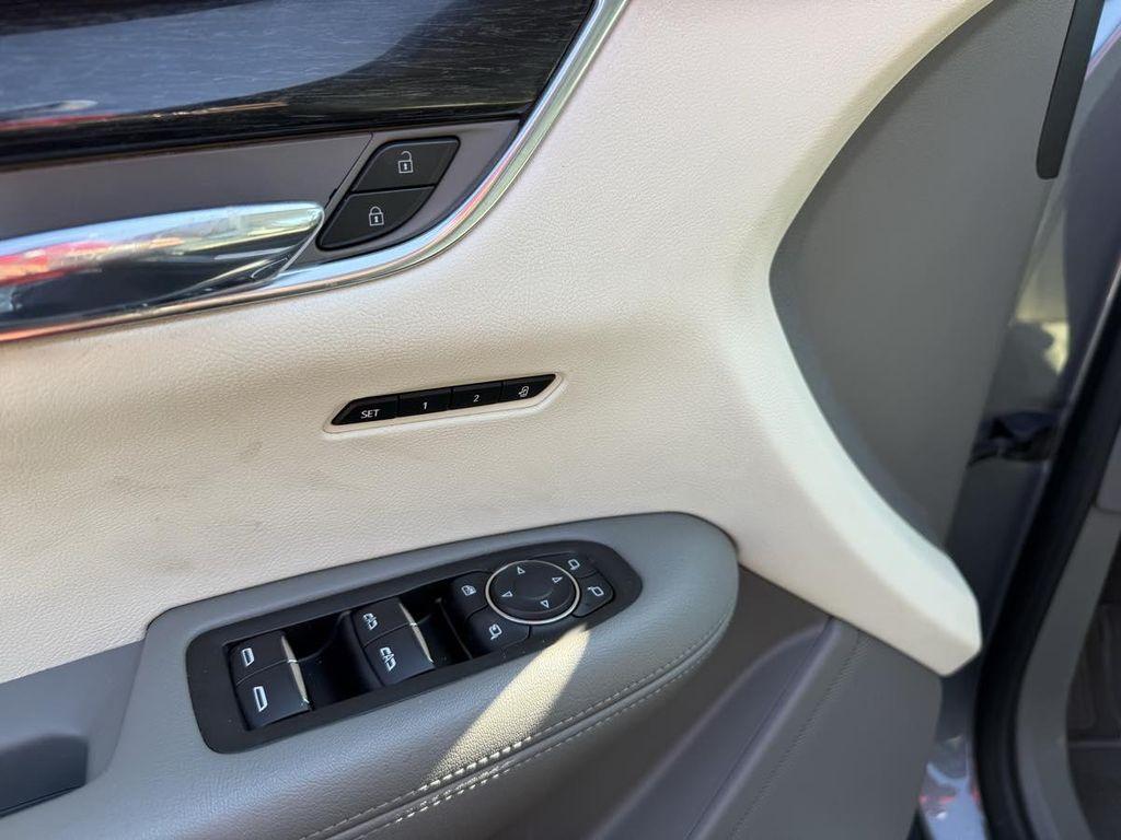 used 2020 Cadillac XT6 car