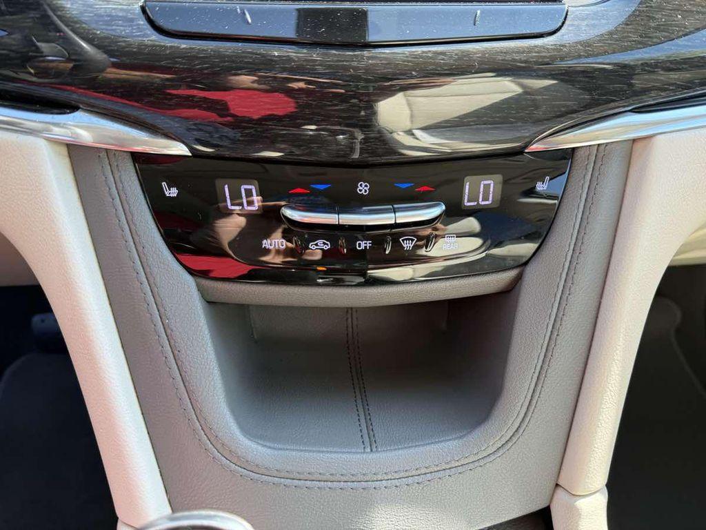 used 2020 Cadillac XT6 car