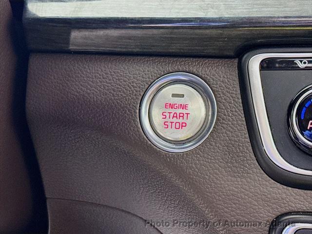 used 2017 Kia Cadenza car