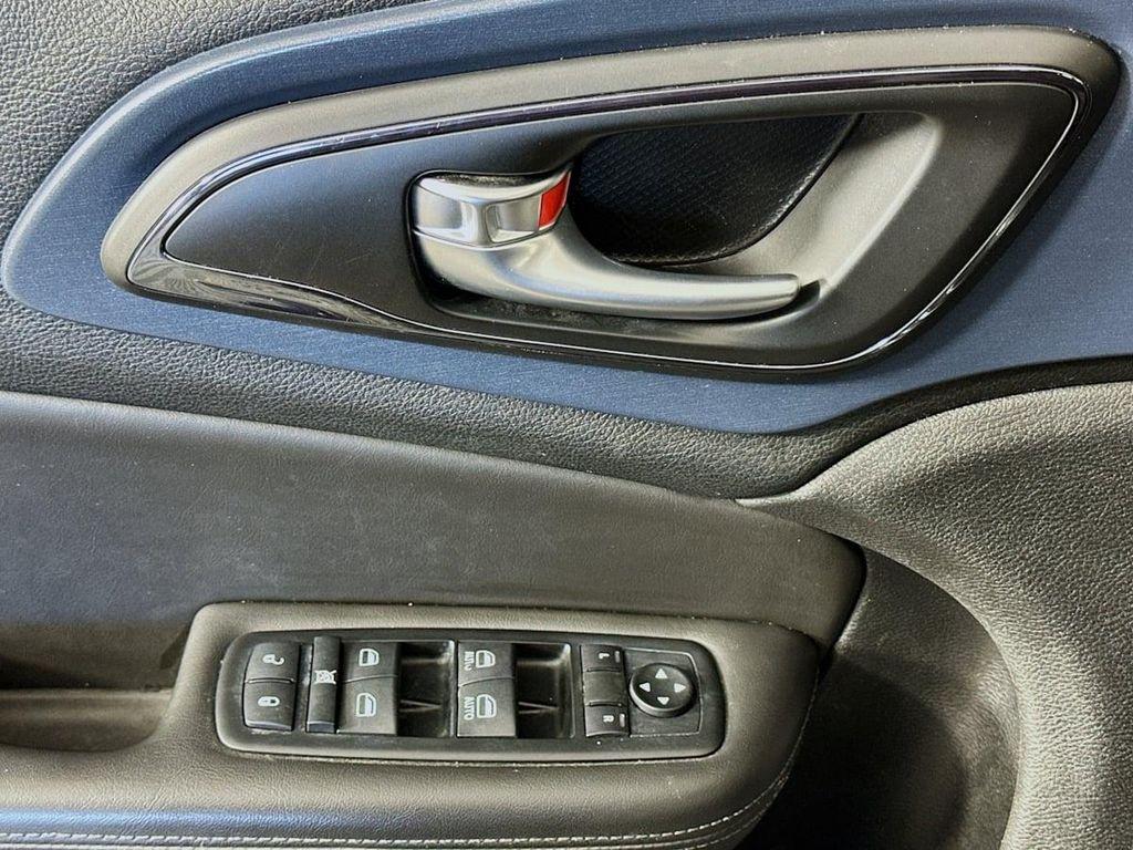 used 2015 Chrysler 200 car, priced at $6,725