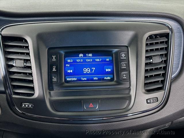 used 2015 Chrysler 200 car