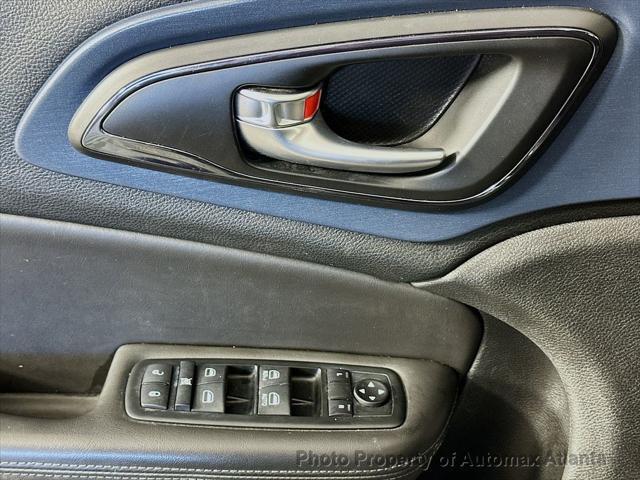 used 2015 Chrysler 200 car