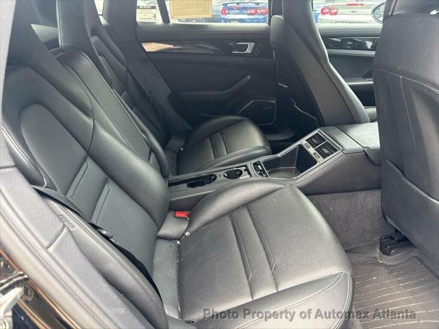 used 2020 Porsche Panamera car