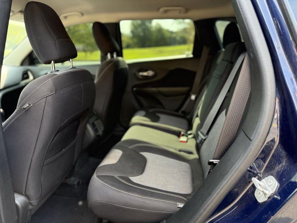 used 2015 Jeep Cherokee car, priced at $8,477
