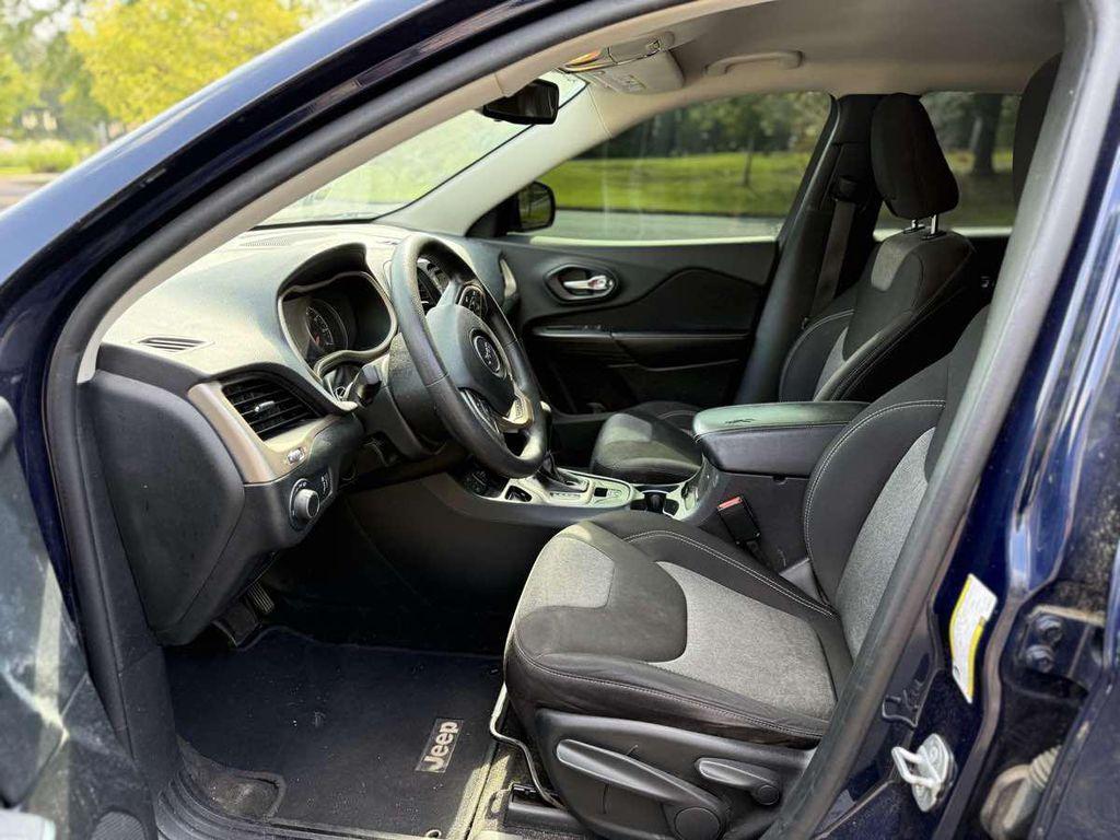 used 2015 Jeep Cherokee car, priced at $8,477