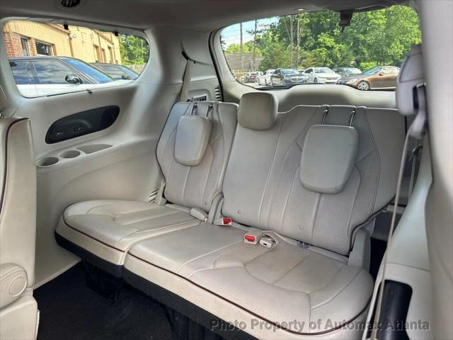 used 2018 Chrysler Pacifica car