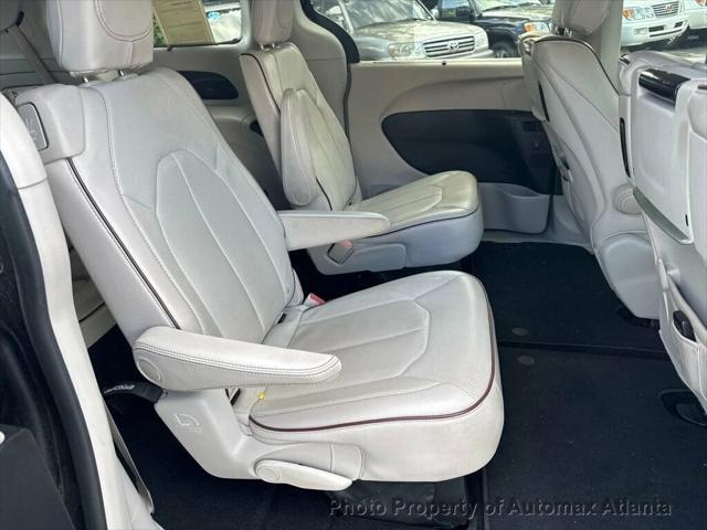 used 2018 Chrysler Pacifica car