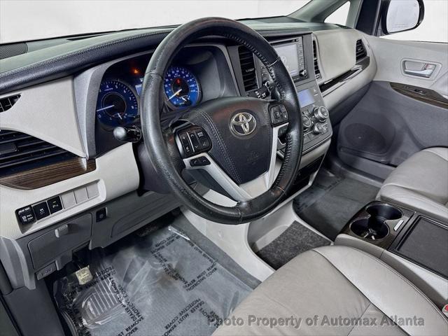 used 2019 Toyota Sienna car