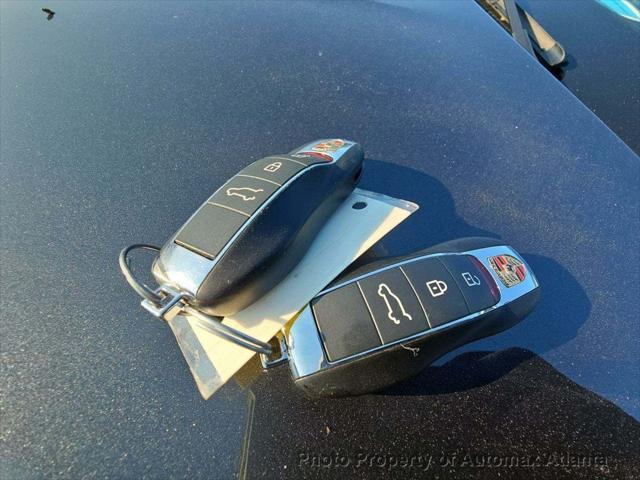 used 2021 Porsche Macan car