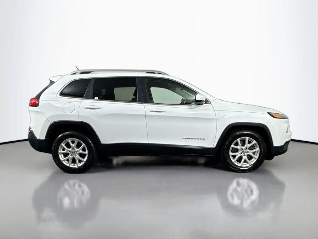 used 2014 Jeep Cherokee car, priced at $7,988