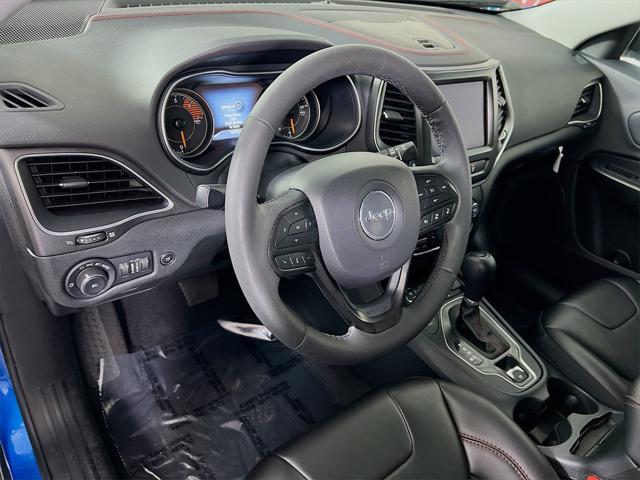 used 2023 Jeep Cherokee car, priced at $30,996